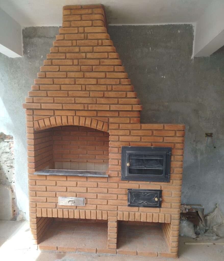 Conjunto 2 em 1 Churrasqueira de 1m Forno Ferro Lateral Guarulhos